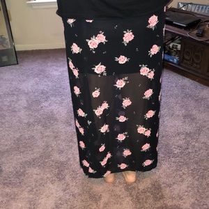 Long rose skirt